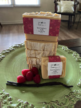 Load image into Gallery viewer, Raw Goat Milk Soap Regular Bar