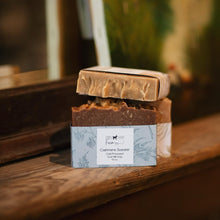 Load image into Gallery viewer, Raw Goat Milk Soap Regular Bar