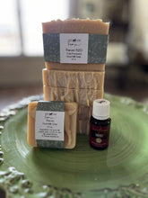 Load image into Gallery viewer, Raw Goat Milk Soap Regular Bar