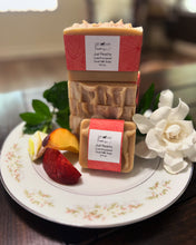 Load image into Gallery viewer, Raw Goat Milk Soap Regular Bar