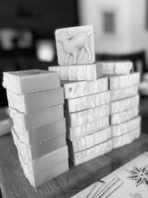 Load image into Gallery viewer, Raw Goat Milk Soap Regular Bar