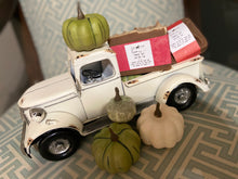 Load image into Gallery viewer, Raw Goat Milk Soap Regular Bar