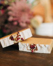 Load image into Gallery viewer, Raw Goat Milk Soap Regular Bar